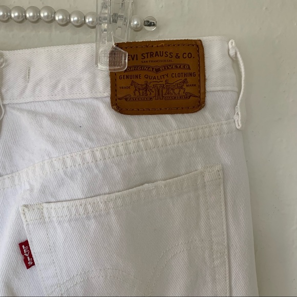 Levi Wedgie Straight White Distressed Denim High-Rise Cropped Jeans - Picture 13 of 16